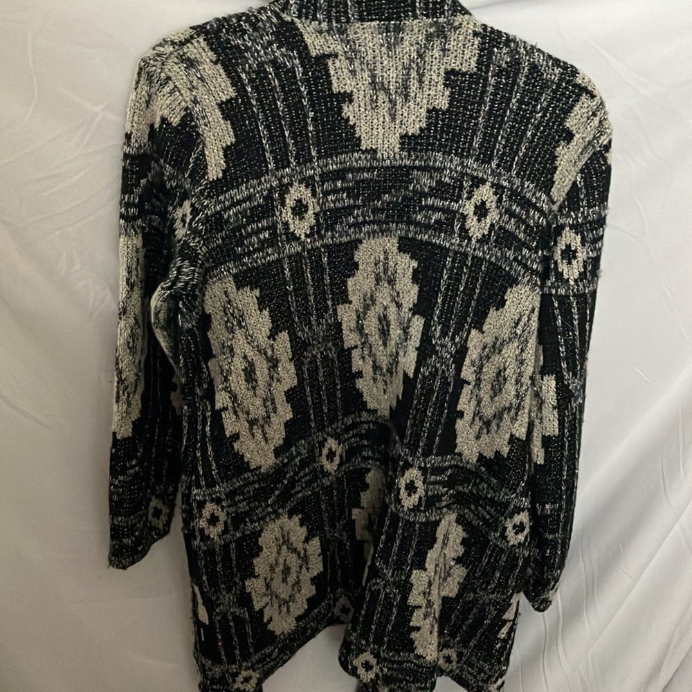 Lucky Brand: Long Geometric pattern Cardigan Sweater- Open- pockets- Heavy- 1X - Picture 12 of 16